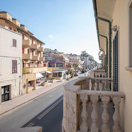 Apartamento Trilocale A Due Passi Dal Centro E Dal Mare San Vincenzo Exterior foto